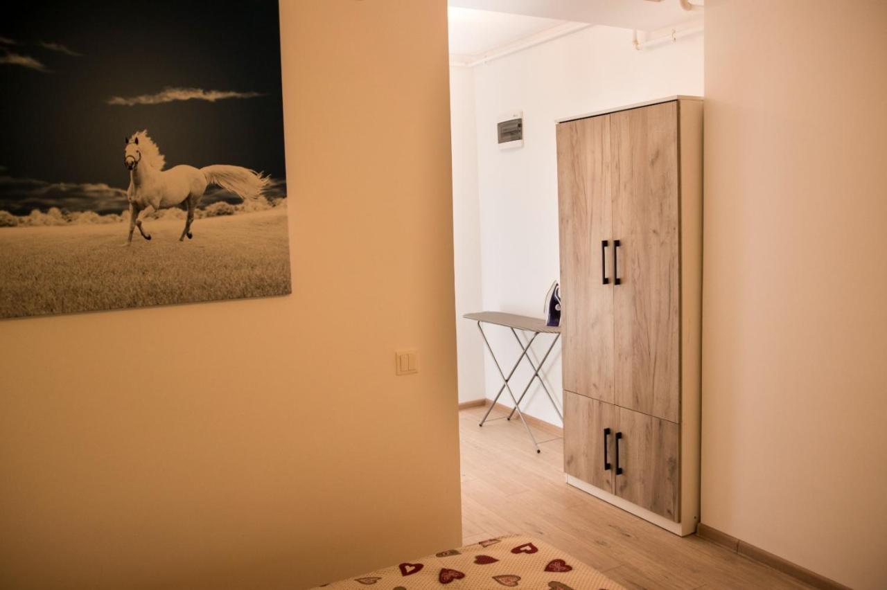 Studio Moghioros Rezidence 2 Bucharest Luaran gambar